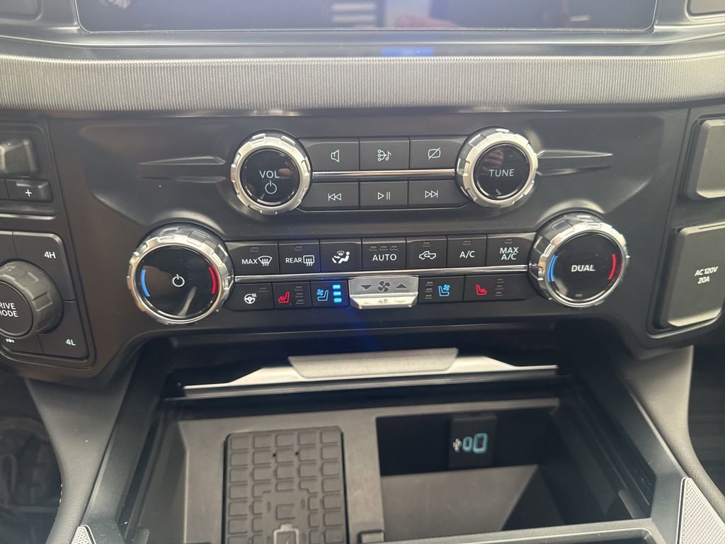 Certified 2024 Ford F350 Platinum AWD/4WD video 4