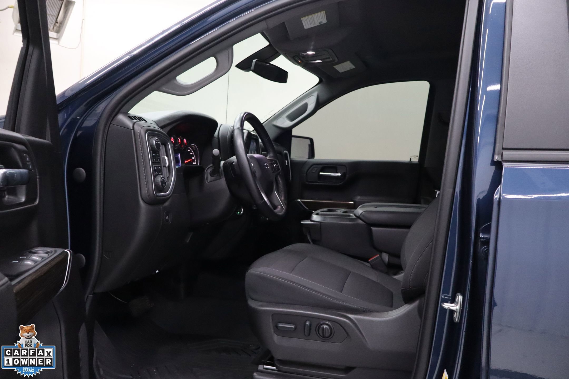 Used 2022 Chevrolet Silverado 1500 RST AWD/4WD image 22