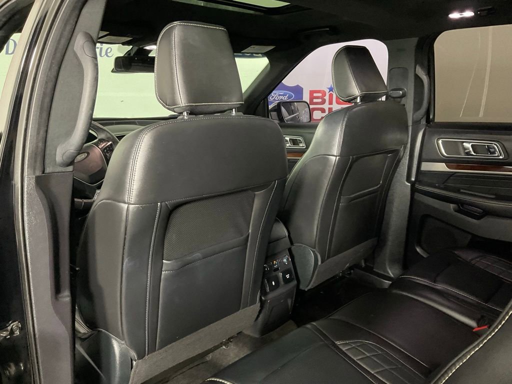 Certified 2018 Ford Explorer Platinum image 15