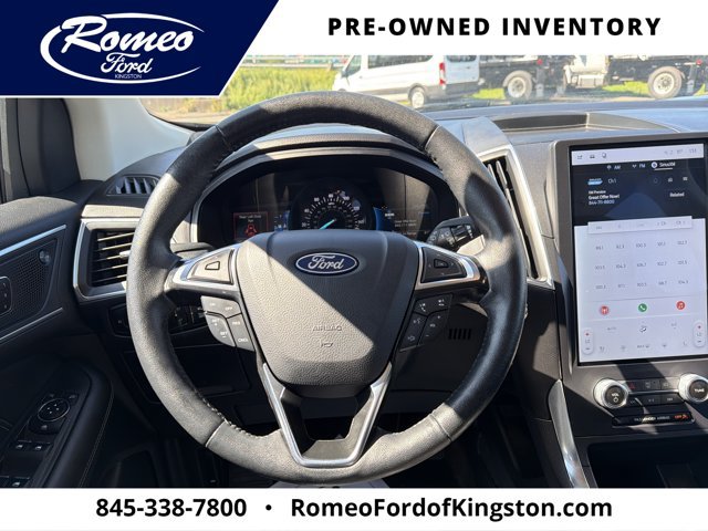 Certified 2024 Ford Edge Titanium AWD/4WD image 13
