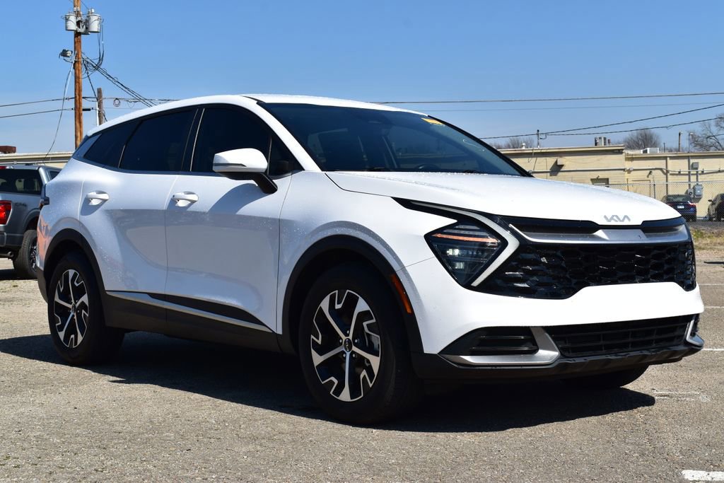 Used 2024 Kia Sportage EX image 5