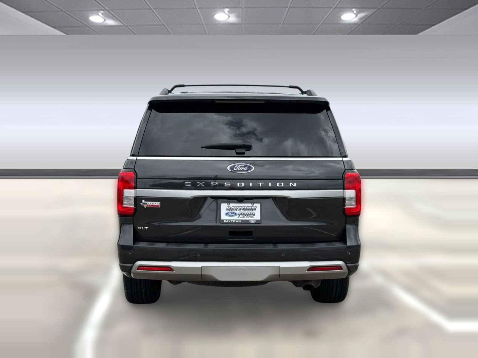 Certified 2022 Ford Expedition XLT RWD image 10