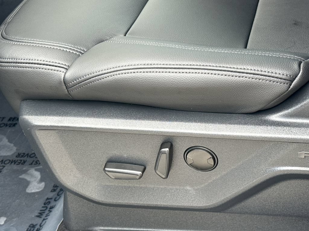 Certified 2025 Ford Expedition Max Active RWD image 28