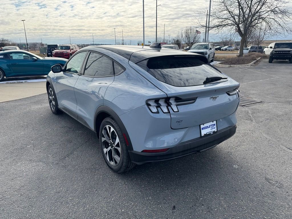 Certified 2025 Ford Mustang Mach-E Select w/ Comfort Package Lite image 5