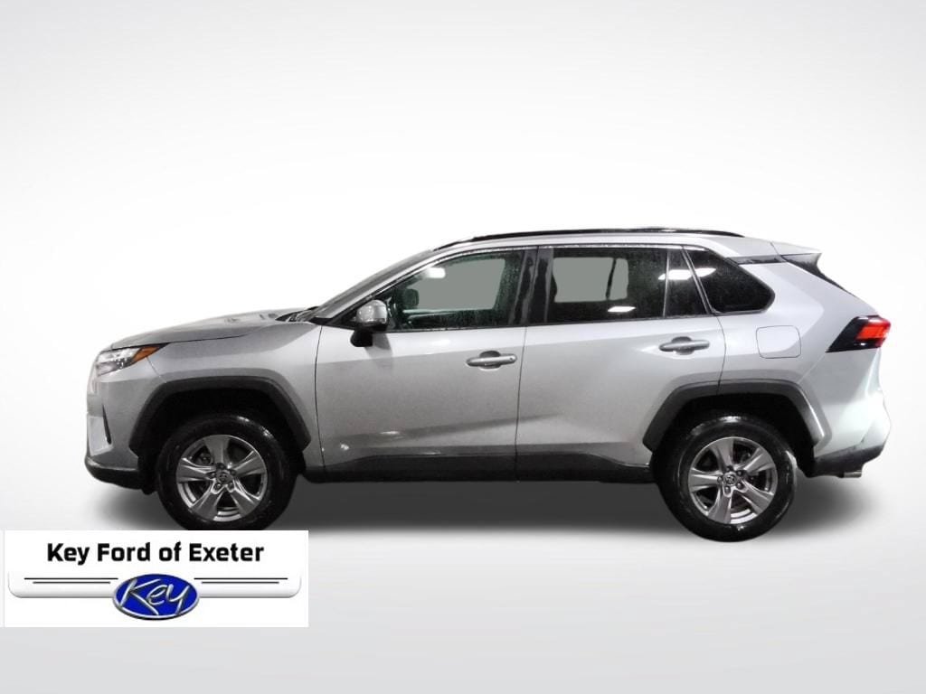 Used 2024 Toyota RAV4 XLE w/ Weather Package AWD/4WD image 10