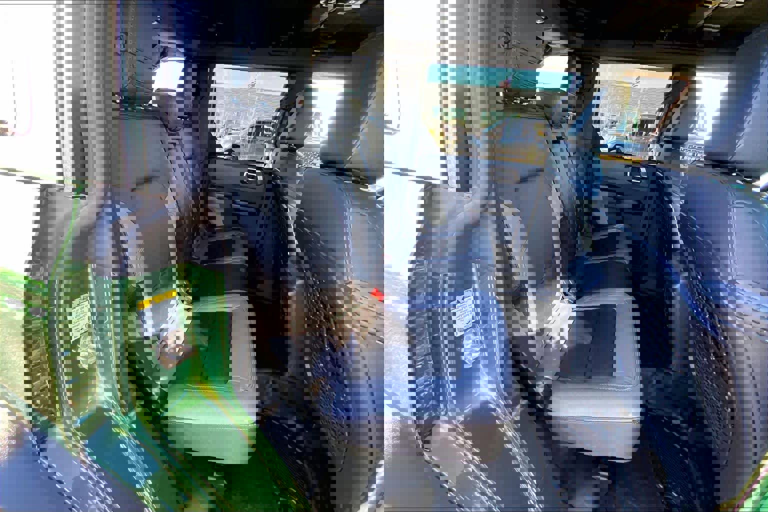 Certified 2024 Ford Bronco Black Diamond image 19