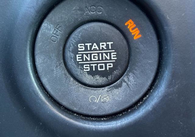 Used 2022 Jeep Wrangler Unlimited Sahara w/ Cold Weather Group AWD/4WD image 9