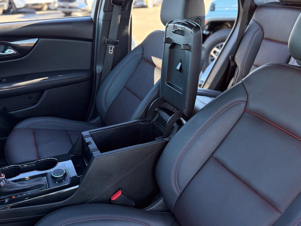 Used 2025 Chevrolet Blazer RS FWD image 24