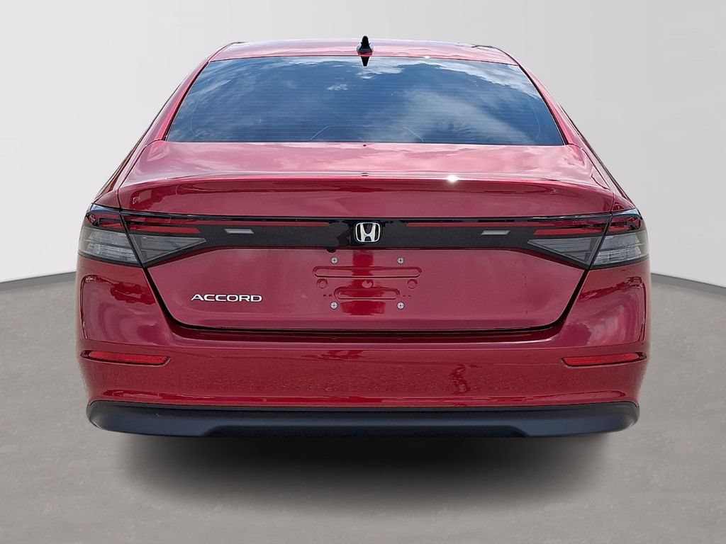 Used 2025 Honda Accord SE image 5