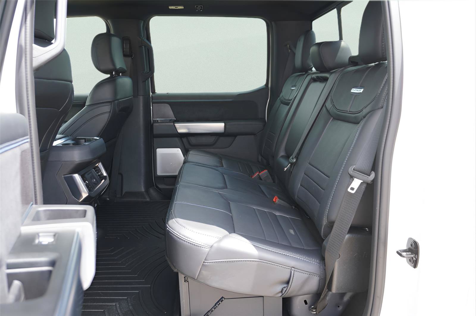 Certified 2025 Ford F250 Platinum AWD/4WD image 21