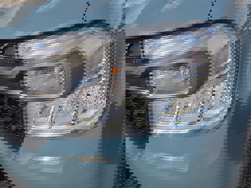 Certified 2023 Ford Maverick XLT w/ Equipment Group 300A Standard image 7