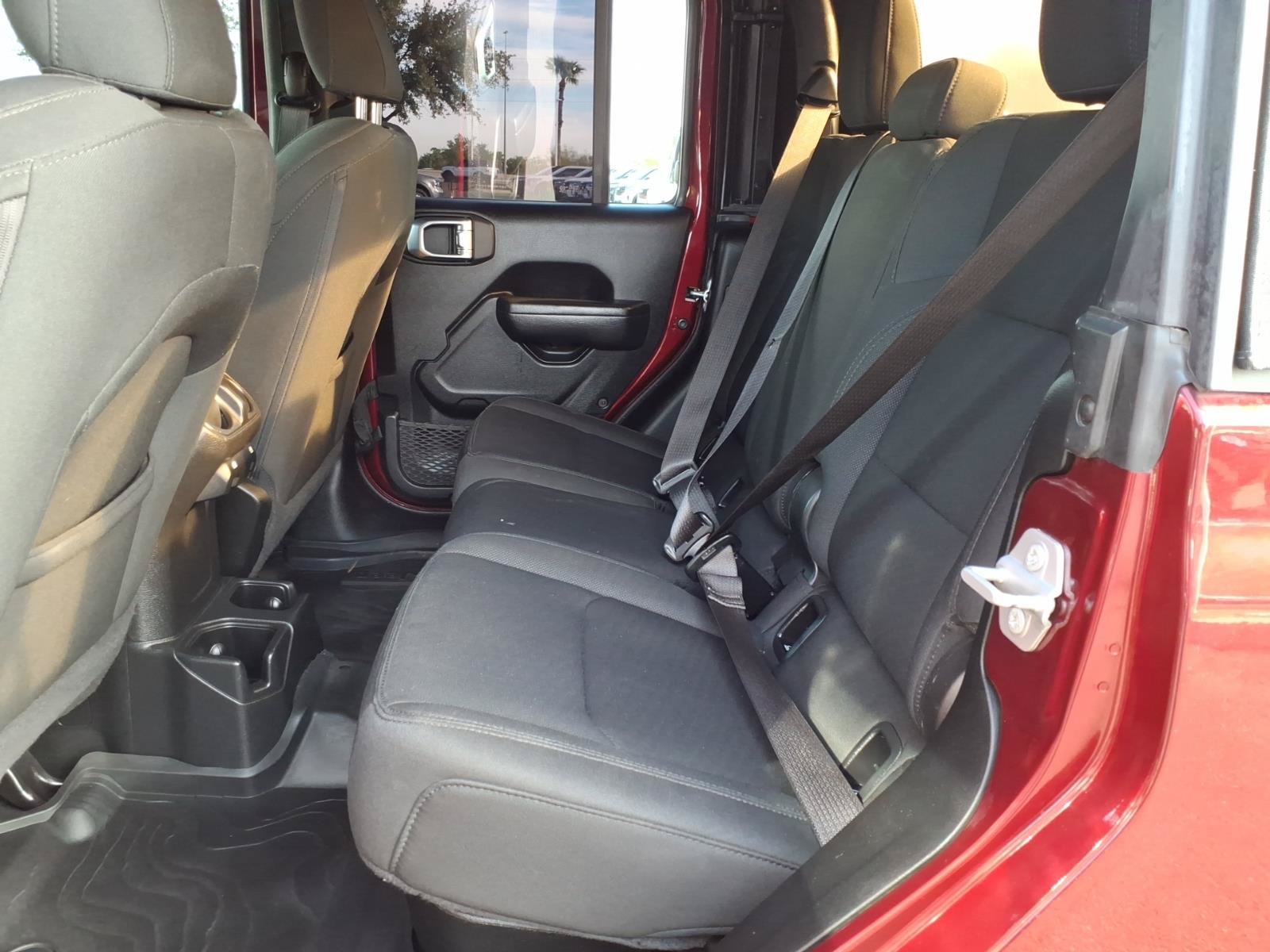 Used 2022 Jeep Gladiator Sport AWD/4WD image 14