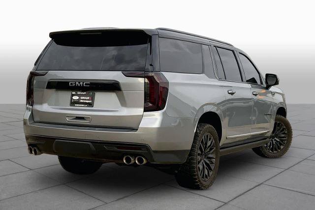 Used 2024 GMC Yukon XL Denali AWD/4WD image 13