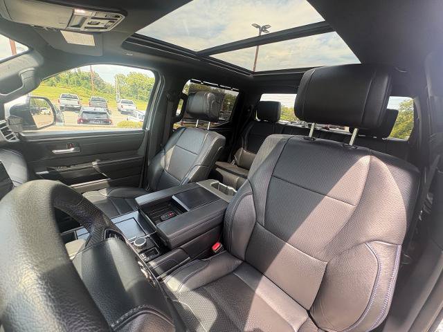 Used 2024 Toyota Tundra Platinum AWD/4WD image 11