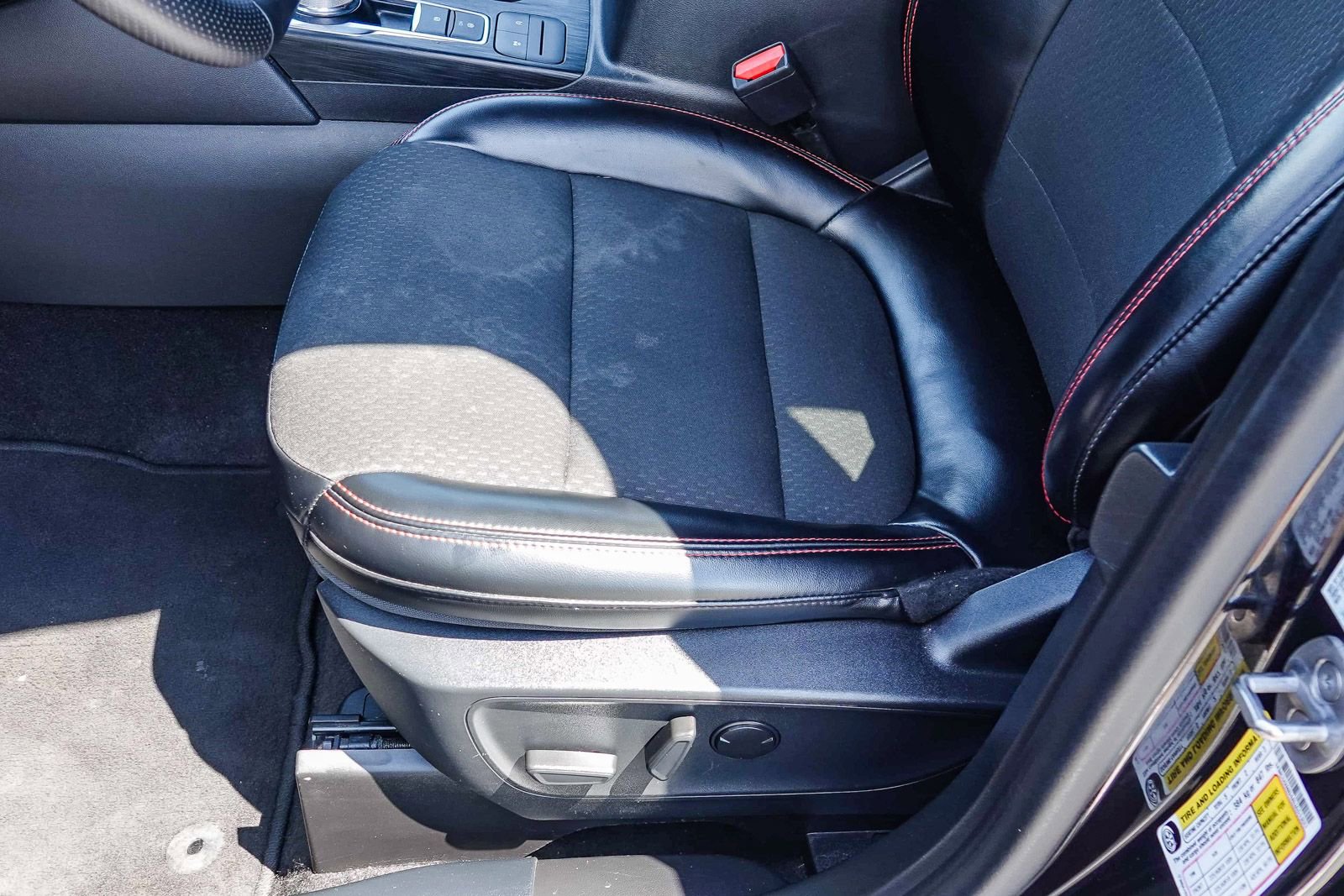 Certified 2024 Ford Escape ST-Line image 20