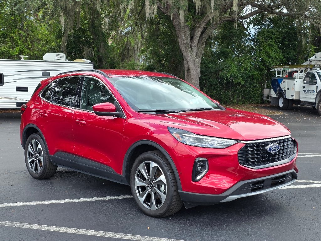 Certified 2023 Ford Escape Platinum w/ Premium Technology Package AWD/4WD image 14