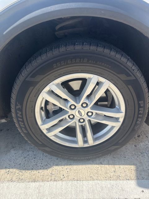 Certified 2021 Ford Explorer XLT w/ Equipment Group 202A image 4