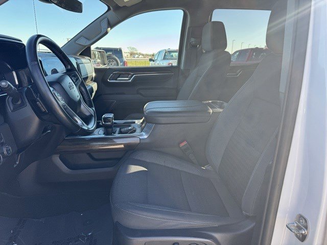 Used 2024 Chevrolet Silverado 1500 LT Trail Boss w/ Protection Package image 12