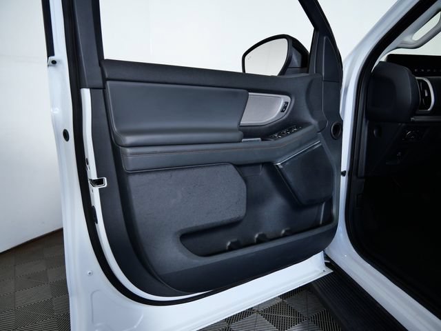 Certified 2025 Ford Expedition Active AWD/4WD image 17