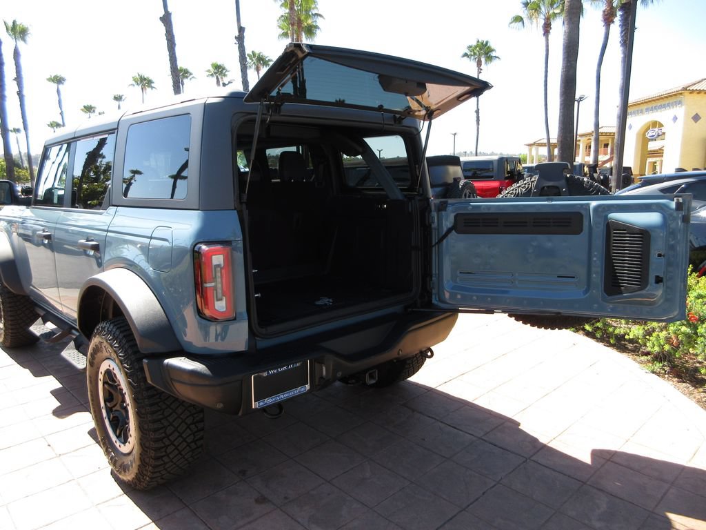 Certified 2023 Ford Bronco Badlands w/ Sasquatch Package AWD/4WD image 25