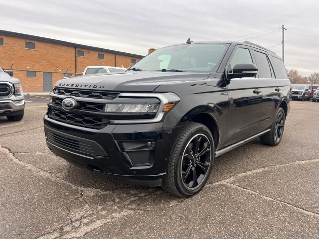 Certified 2022 Ford Expedition Limited image 6