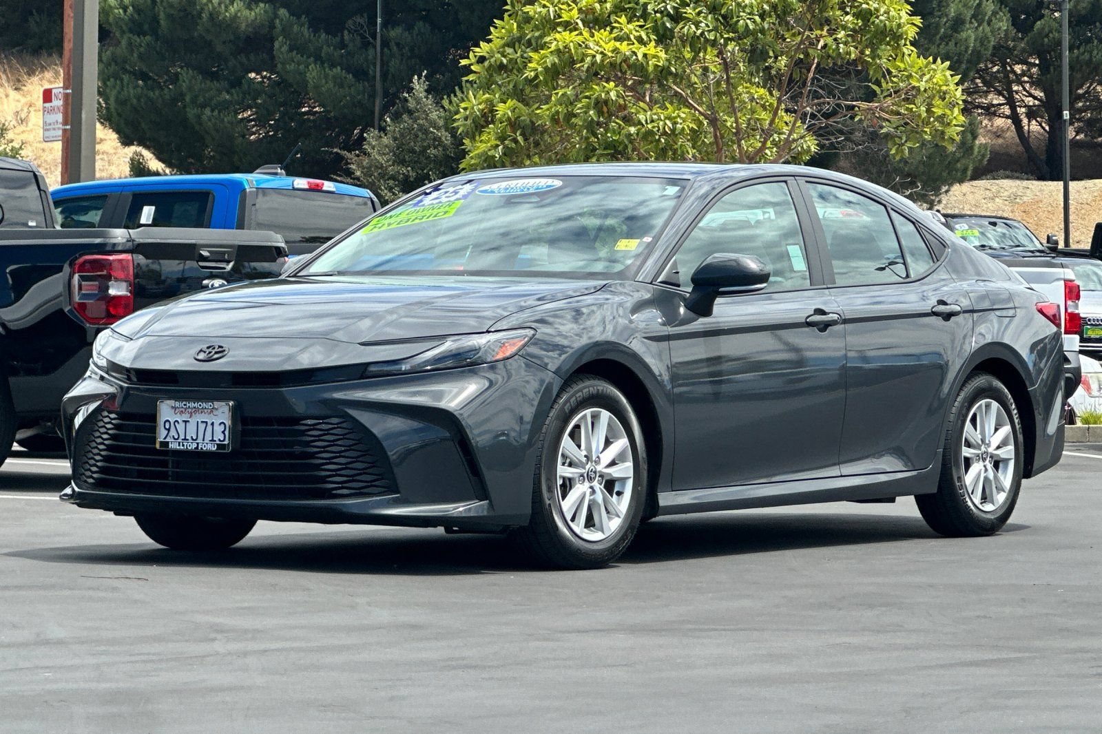 Used 2025 Toyota Camry LE FWD image 11