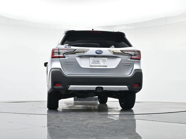 Used 2025 Subaru Outback Touring AWD/4WD image 42
