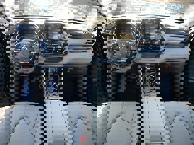 Used 2022 Toyota Highlander XLE image 23