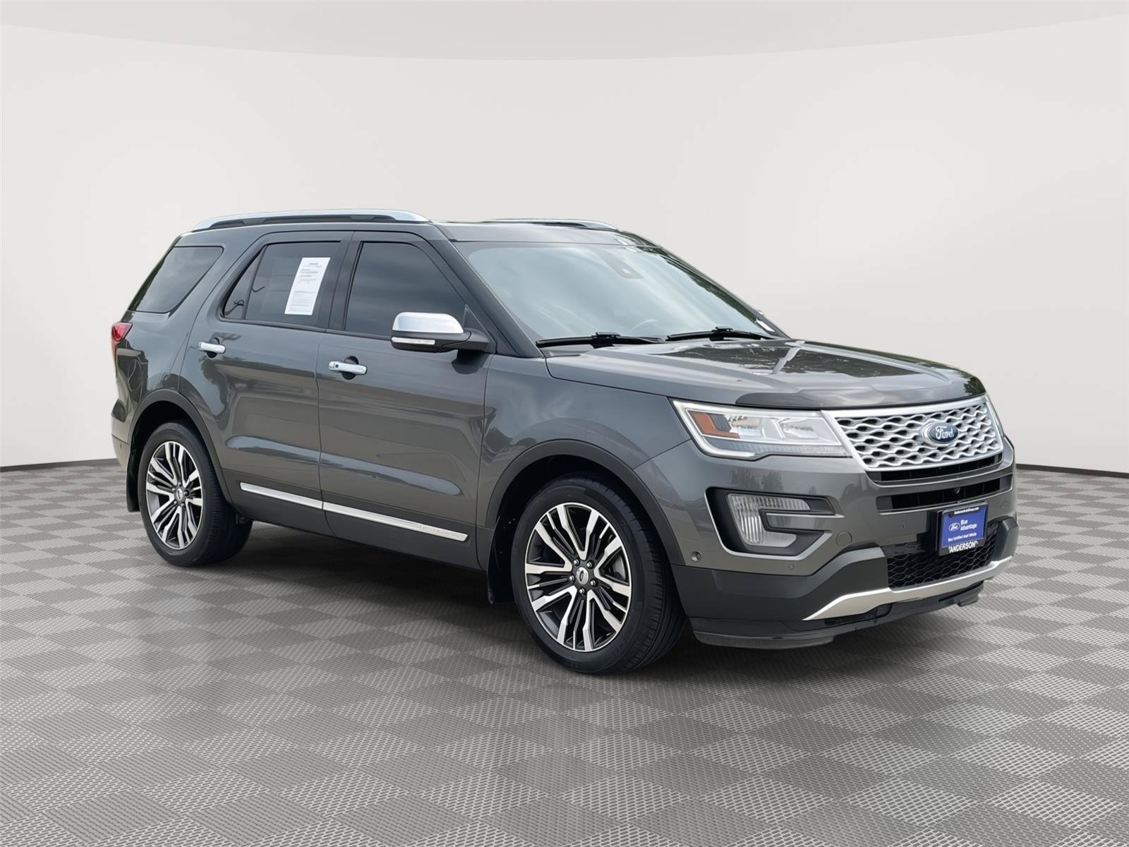 Certified 2017 Ford Explorer Platinum AWD/4WD image 5