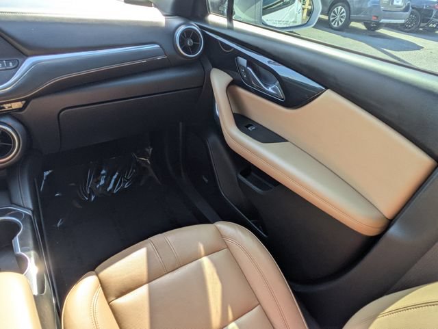 Used 2019 Chevrolet Blazer Premier w/ Sun and Wheels Package FWD image 17