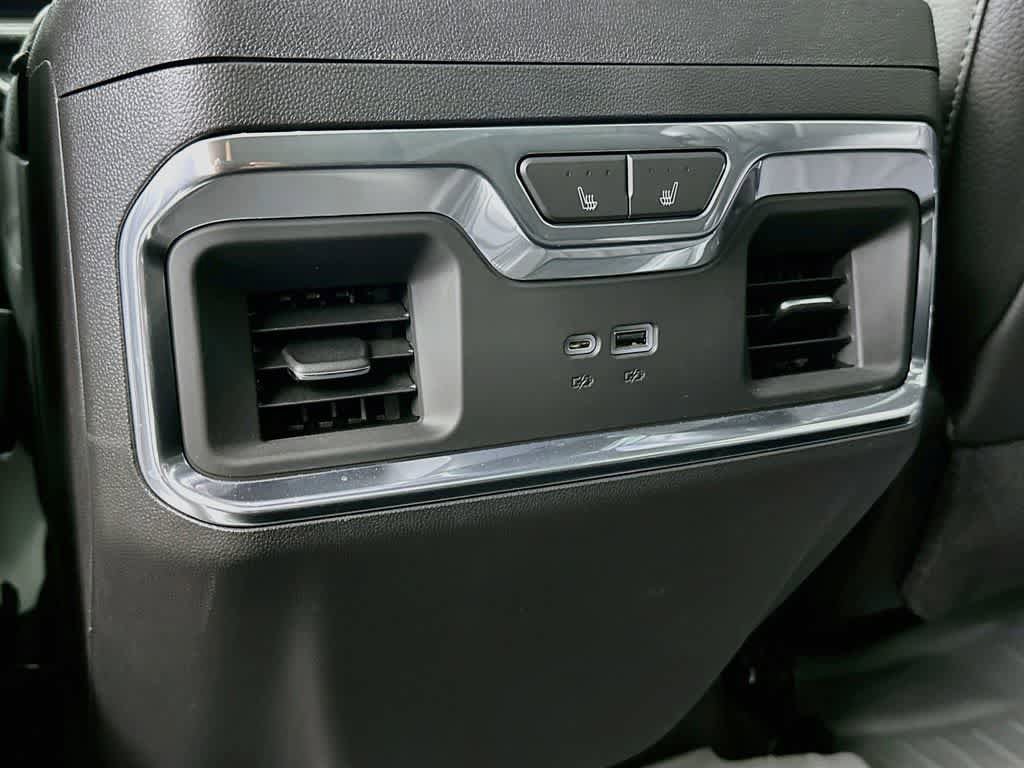 Used 2023 GMC Sierra 1500 Denali w/ Denali Reserve Package AWD/4WD image 13