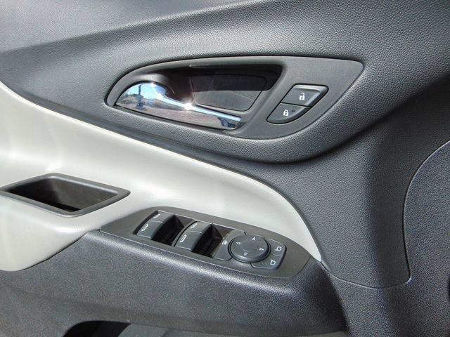 Used 2022 Chevrolet Equinox LS w/ LS Convenience Package AWD/4WD image 19