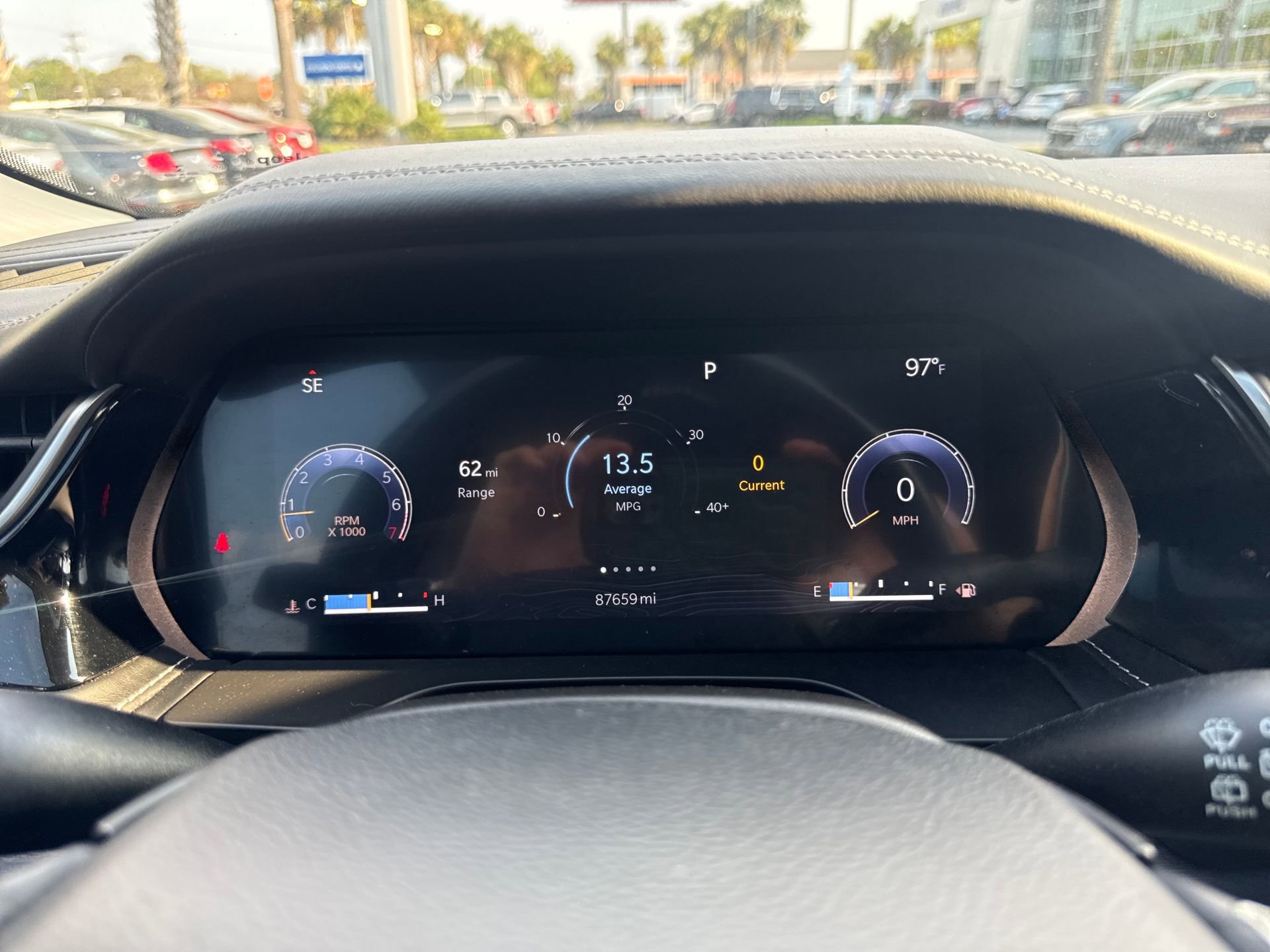 Used 2022 Jeep Grand Cherokee L Limited w/ Black Appearance Package image 33