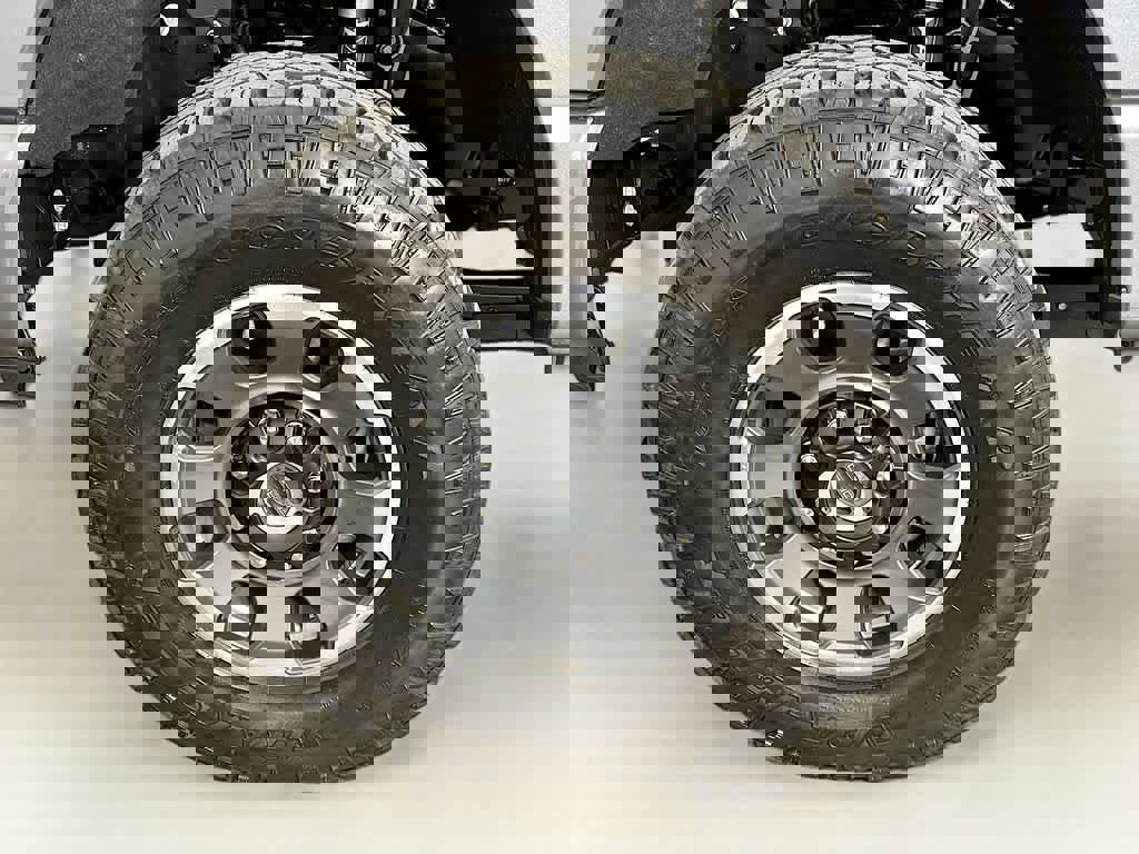 Certified 2024 Ford F250 Platinum w/ Tremor Off-Road Package image 11