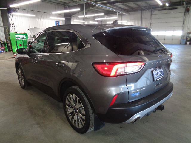 Certified 2022 Ford Escape Titanium w/ Class II Trailer Tow Package image 3