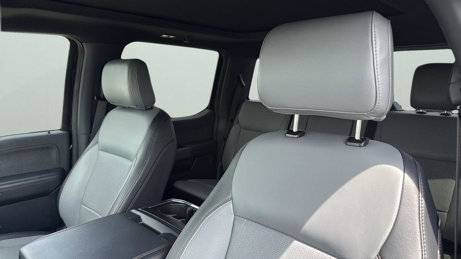 Certified 2024 Ford F150 Lightning Lariat image 10