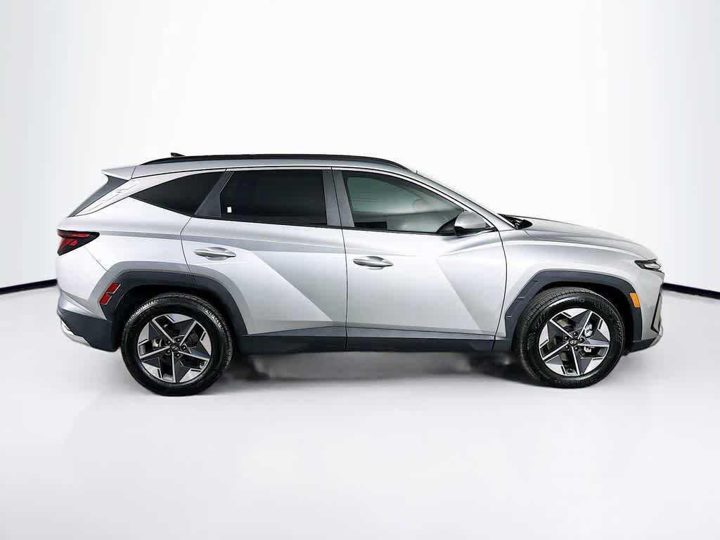 Used 2025 Hyundai Tucson SEL FWD image 6