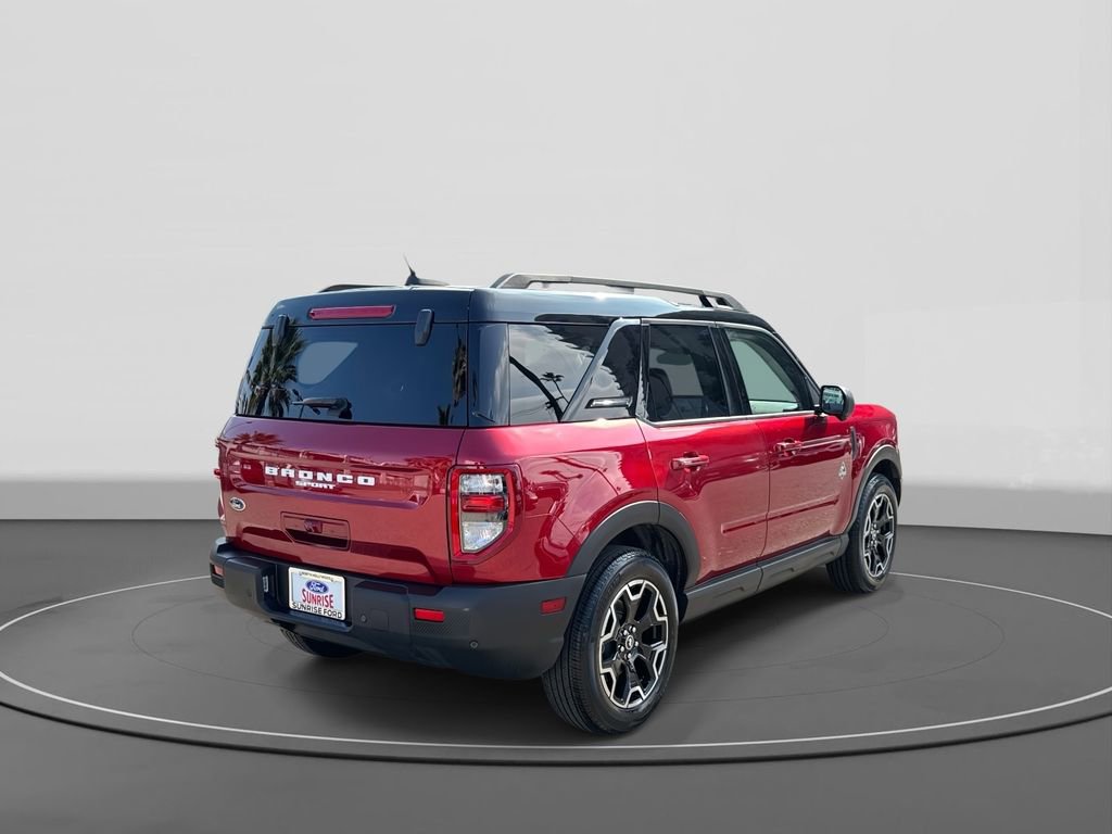 Certified 2025 Ford Bronco Sport Outer Banks w/ Outer Banks Tech Package+ image 5