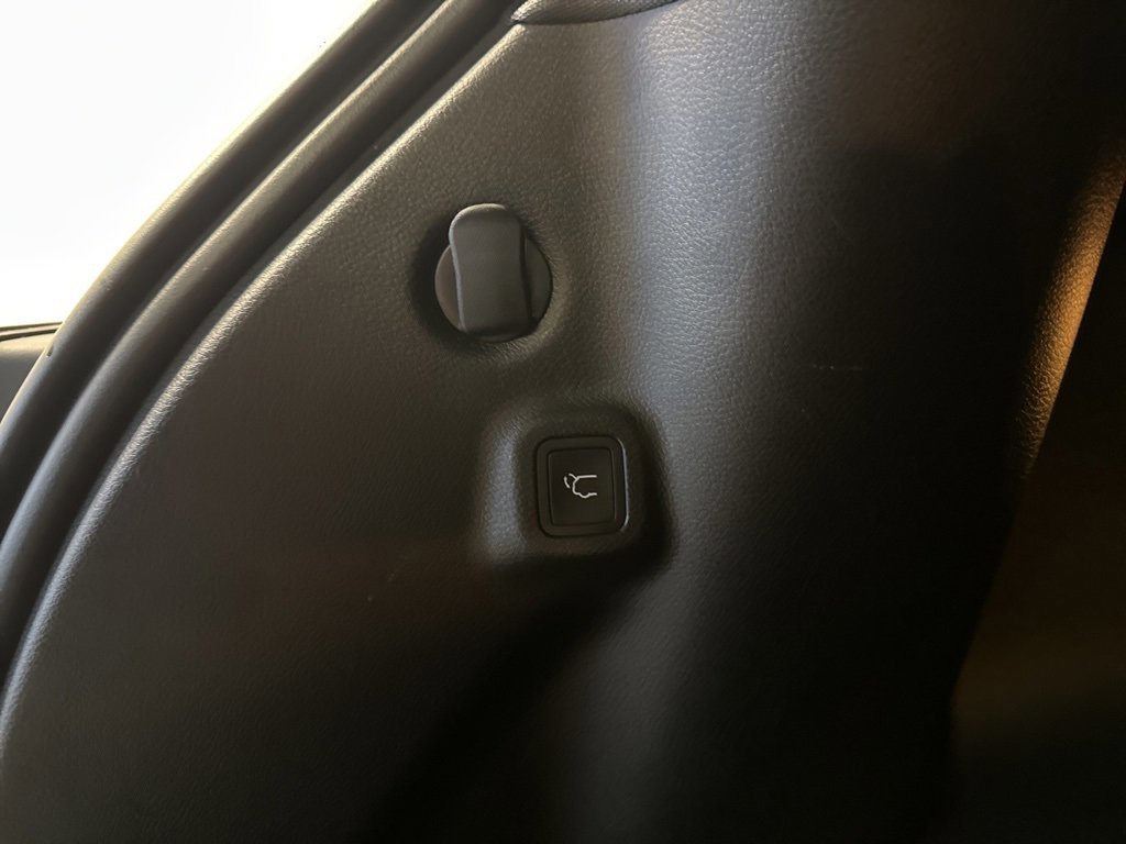 Used 2023 Jeep Compass Latitude w/ Convenience Group image 42