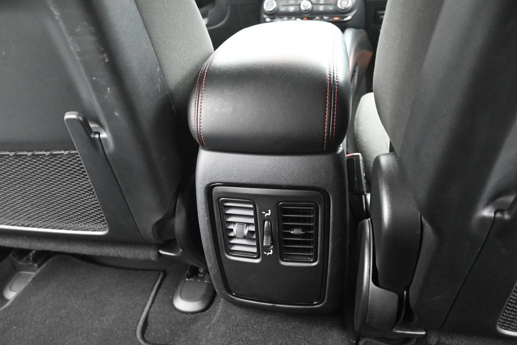 Used 2026 Dodge Durango GT RWD image 12
