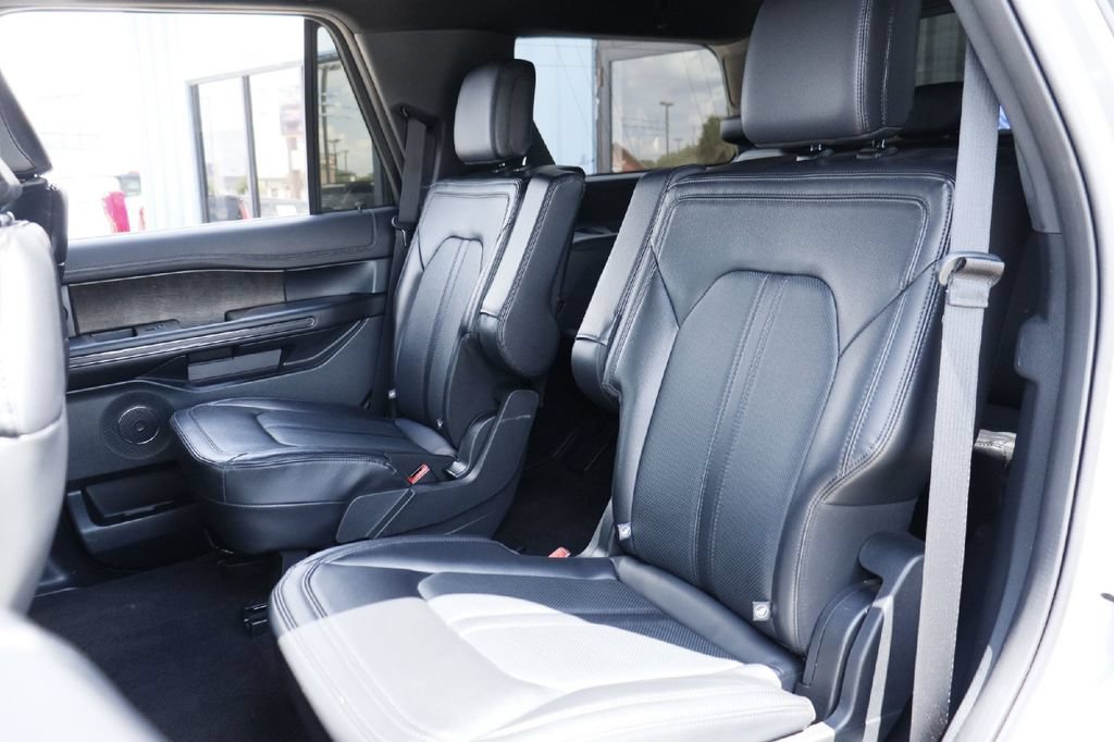 Certified 2021 Ford Expedition Limited RWD image 23