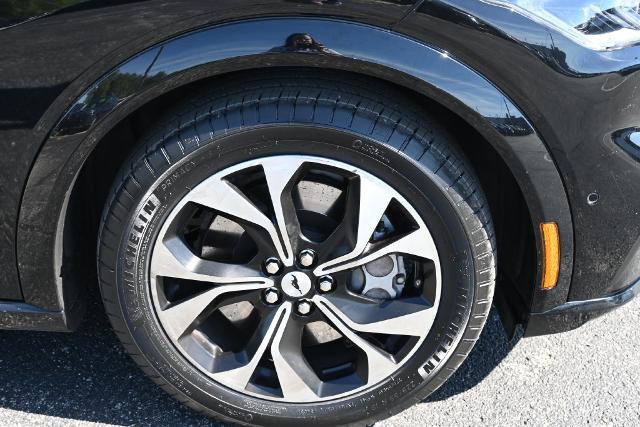 Certified 2021 Ford Mustang Mach-E Premium AWD/4WD image 18