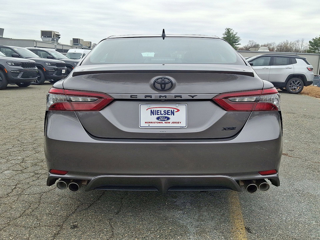 Used 2021 Toyota Camry XSE image 5