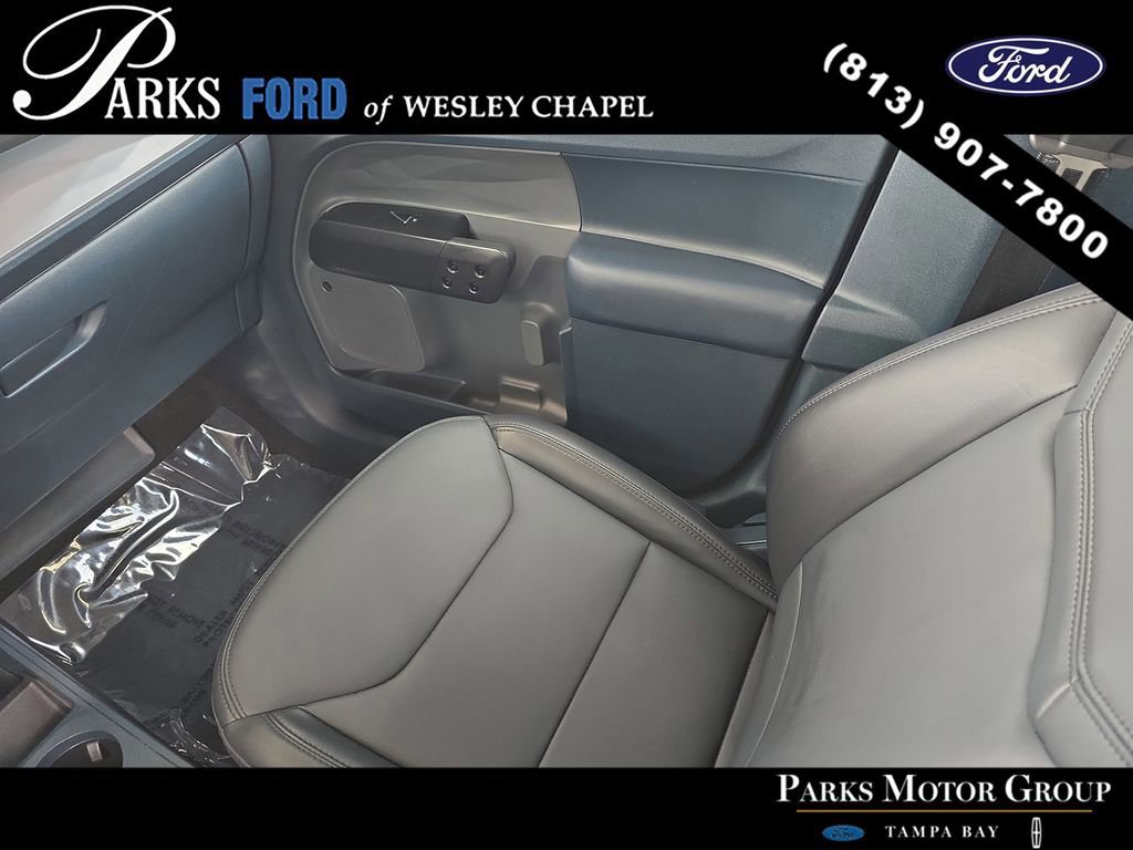 Certified 2024 Ford Maverick Lariat w/ Black Appearance Package FWD image 13