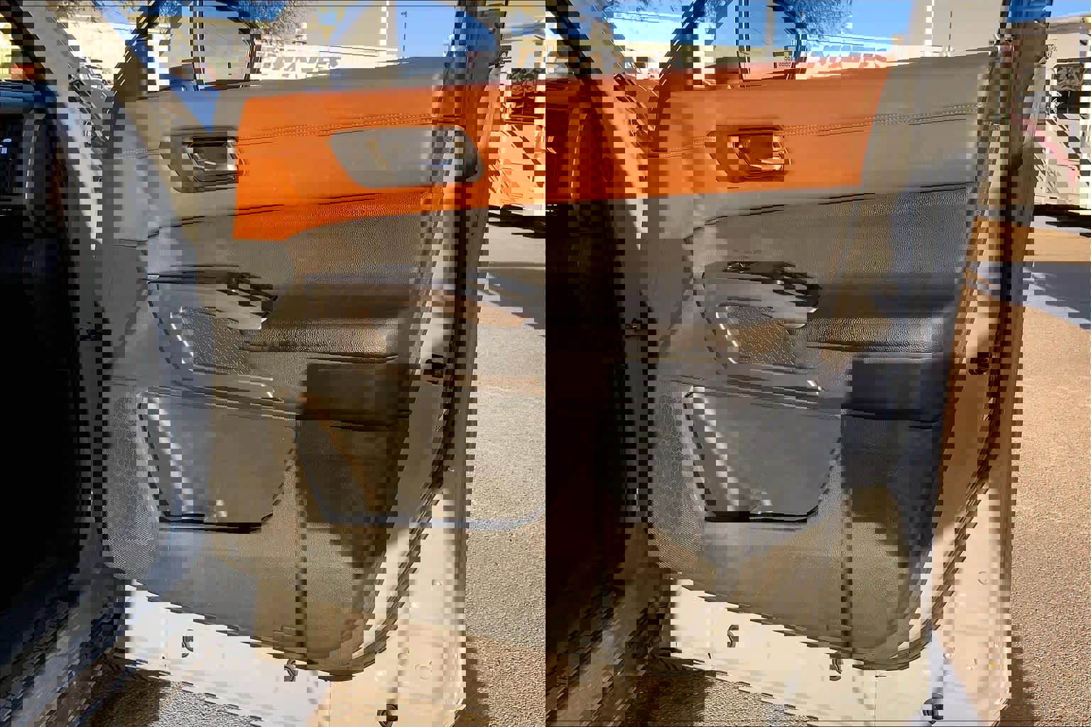 Used 2024 Nissan Pathfinder Platinum w/ Cargo Package image 21