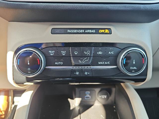 Certified 2022 Ford Escape SE AWD/4WD image 12