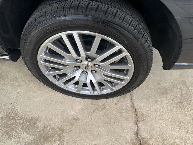 Certified 2023 Ford Expedition Platinum image 27