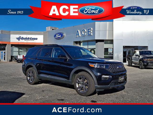 Certified 2022 Ford Explorer XLT w/ Equipment Group 202A image 6