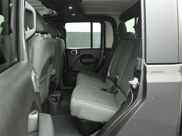 Used 2024 Jeep Gladiator Sport image 36