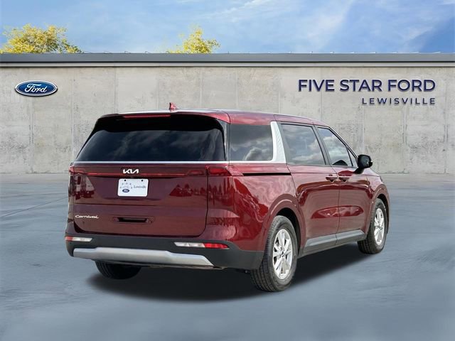 Used 2022 Kia Carnival LX image 4